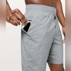 Lululemon T.H.E. Short Linerless 9" Heather Allover Sea Salt Light Cast Medium